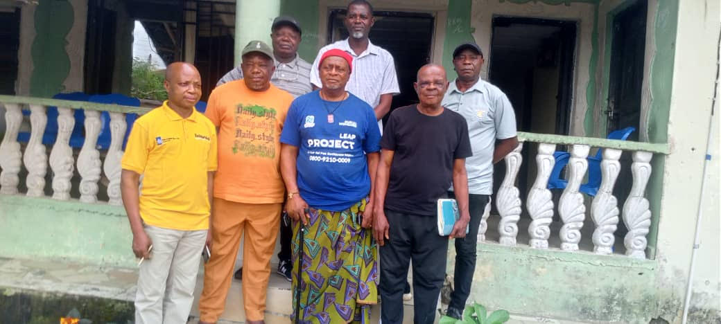 Top Row from Left (Mr Ekpok Erokoro, Executive Director -Citizens for Environmental Safety, Hon Alexander B.Edet, PhD, councilor, Akamkpa urban ward)